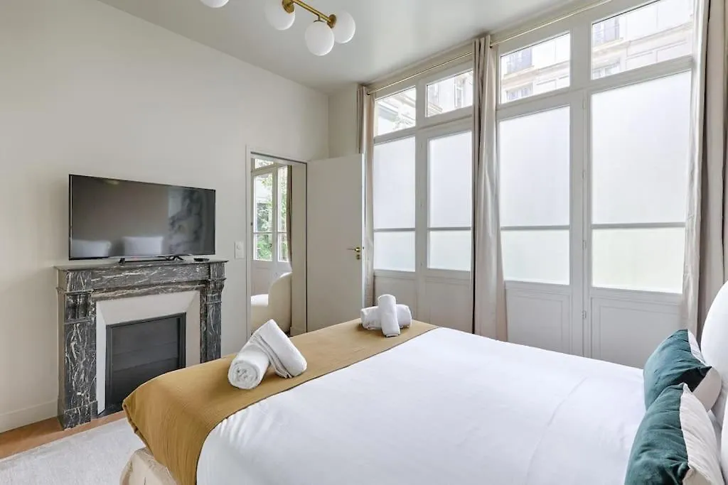 Luxury Apartment 1Br Montmartre Condorcet Париж